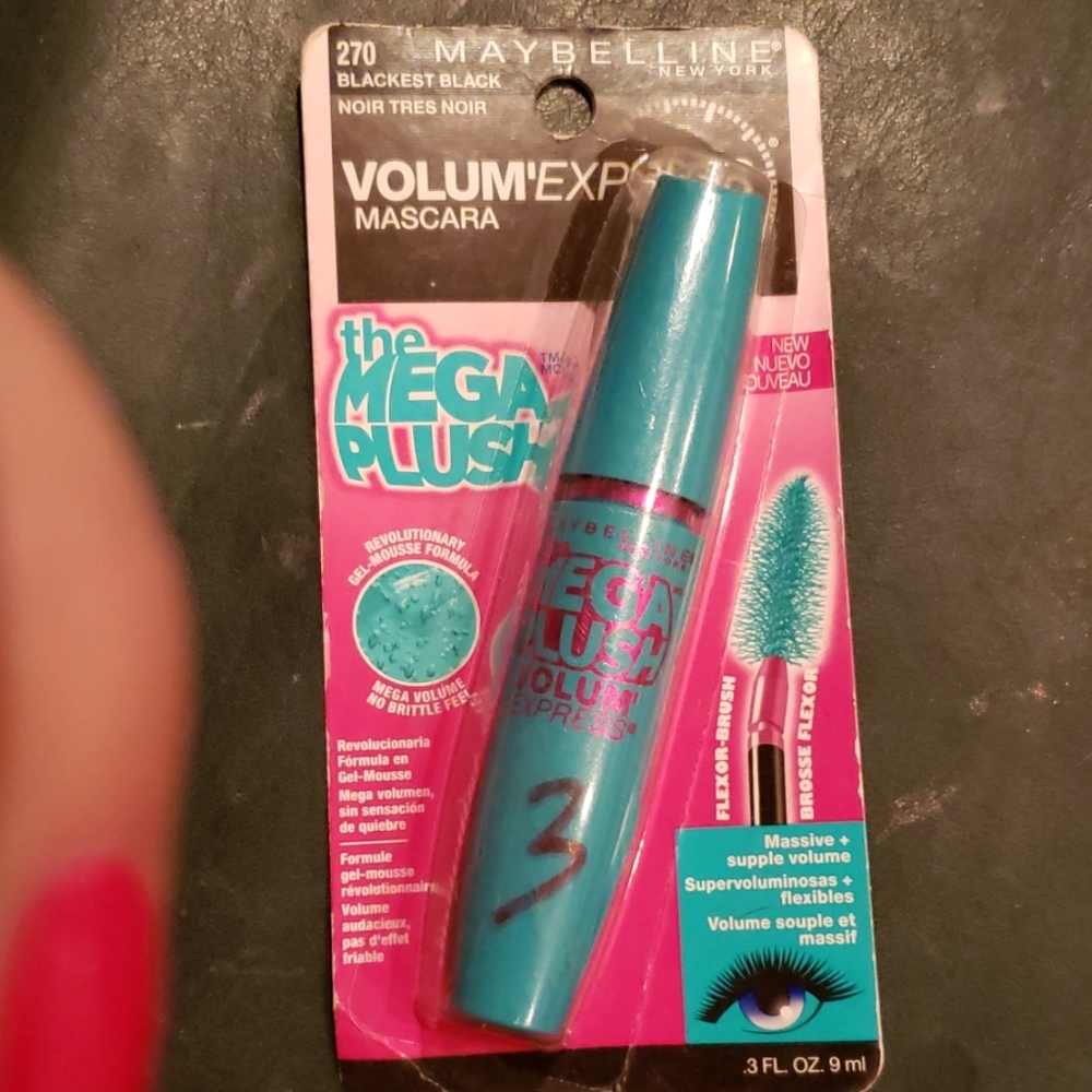 Maybelline volume Express mascara blackest black